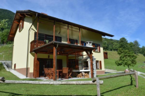 Отель Holiday Home Jelovcerjeva  Idrija pri Bači